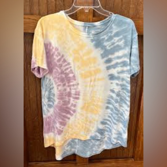American Eagle Tie-Dye T-Shirt - Multicolor - Picture 1 of 4